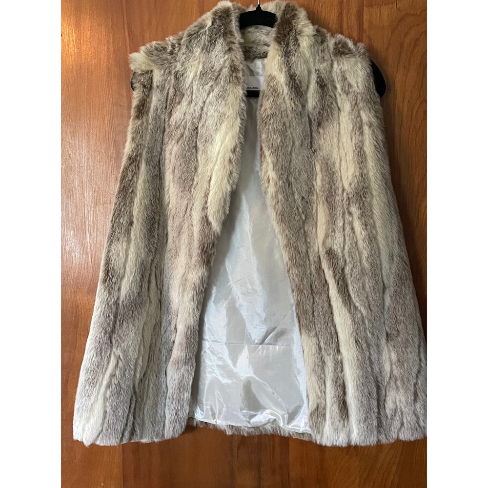 BCBG Gray White Tan Faux Fur Vest Long Fluffy Modern Uniform Large Retro